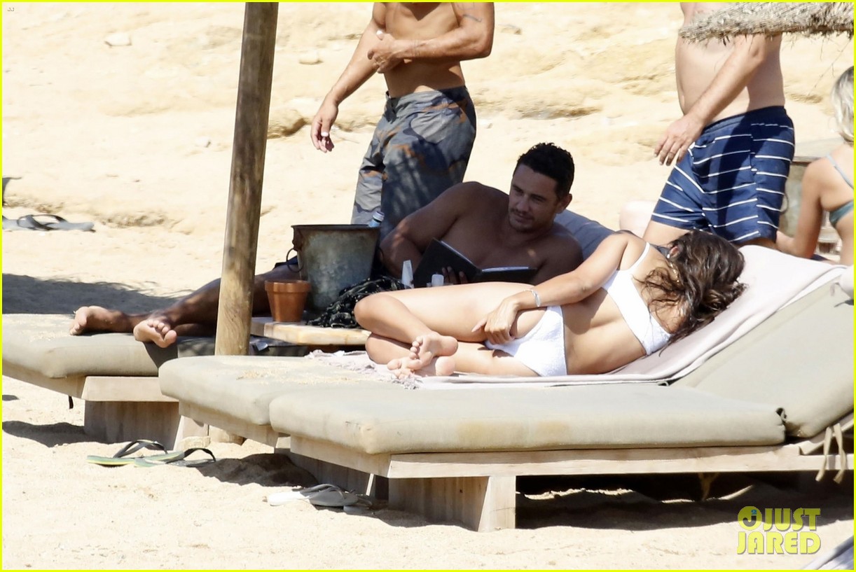 James Franco & Girlfriend Isabel Pakzad Pack on PDA During Beach Vacation