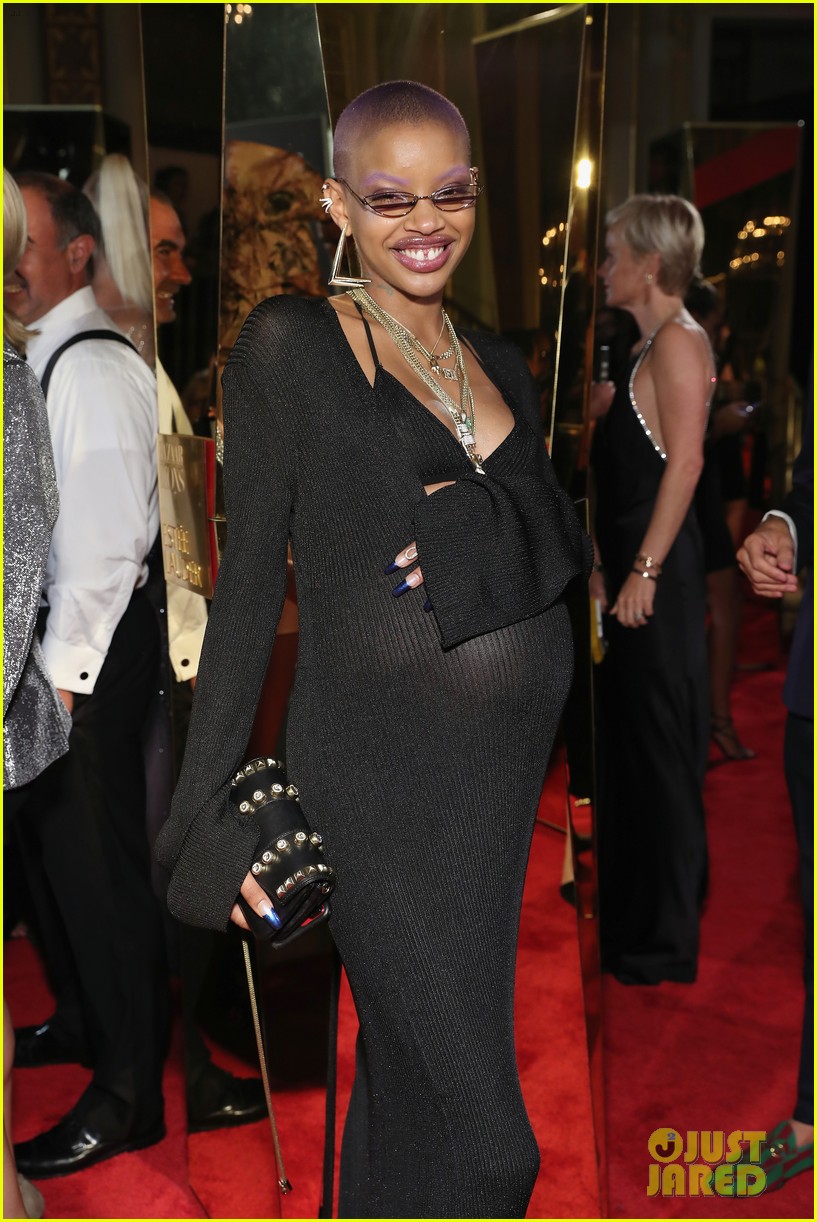 Model Slick Woods Gives Birth Hours After Walking Rihanna's Runway in Lingerie!