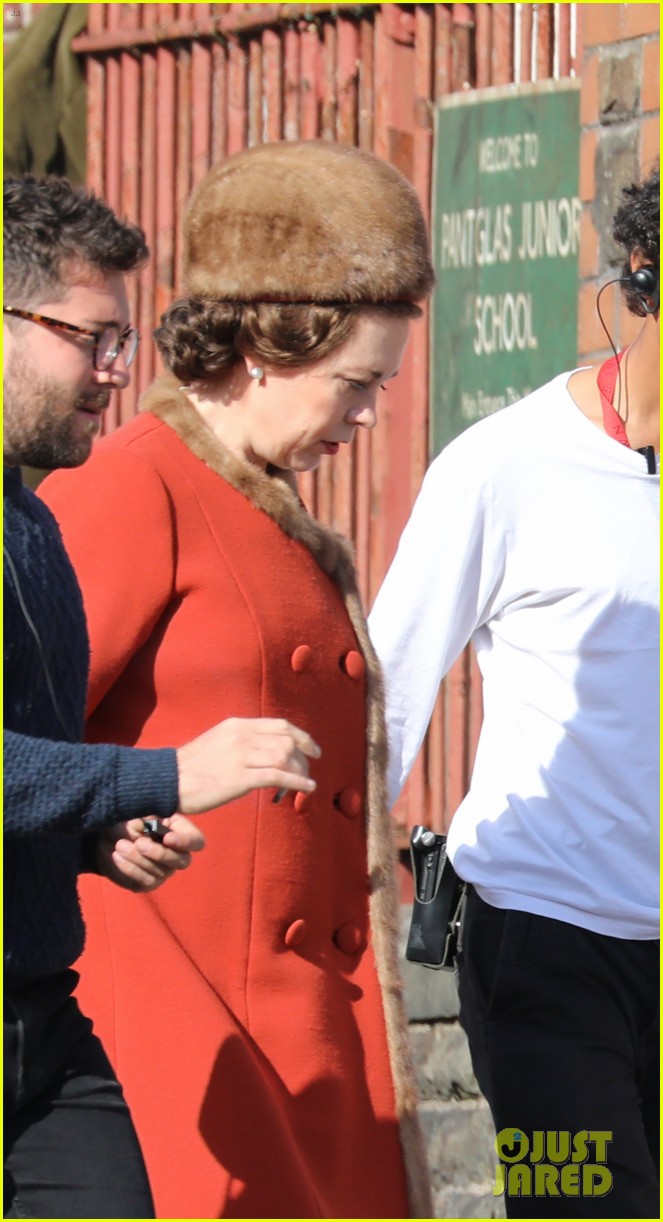 Olivia Colman Films Aberfan Disaster Scene for 'The Crown' Season 3
