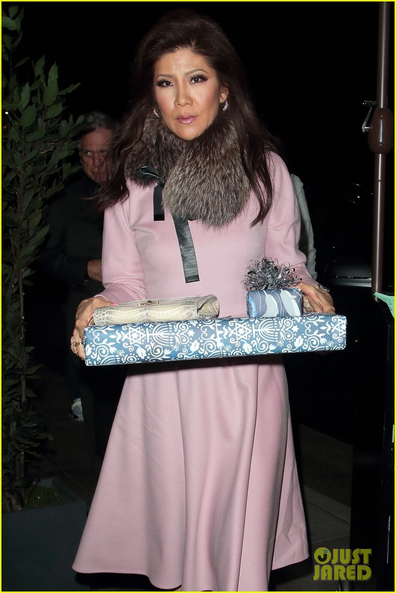 Julie Chen Moonves & Leslie Moonves Arrive to Dinner With Gifts in Beverly Hills