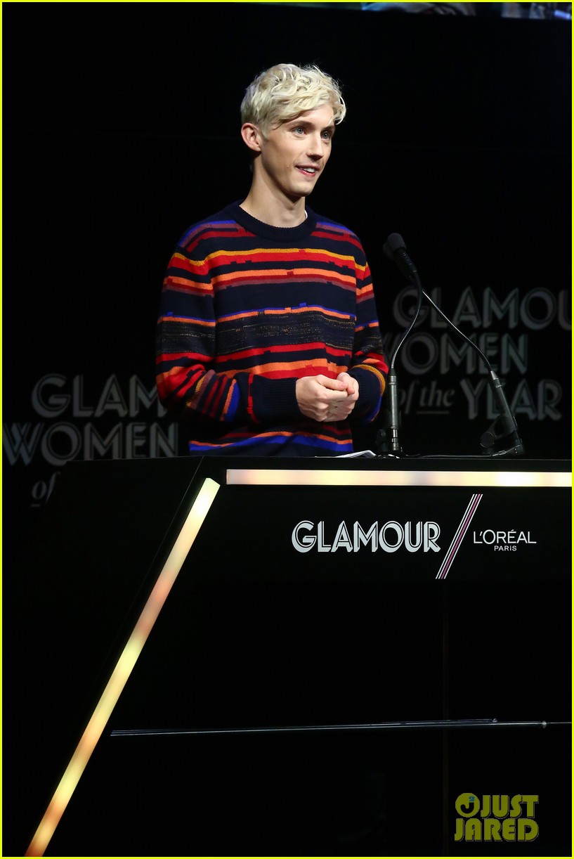 Troye Sivan Calls Justin Timberlake's 1999 Look 'Inspiring' (Video)