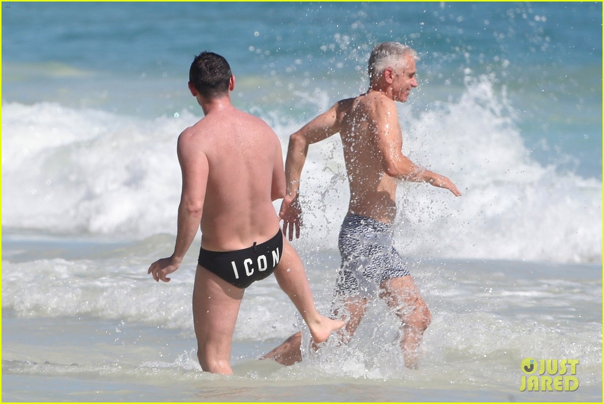 Luke Evans Bares Hot Body in Tiny Speedo on Vacation in Mexico!