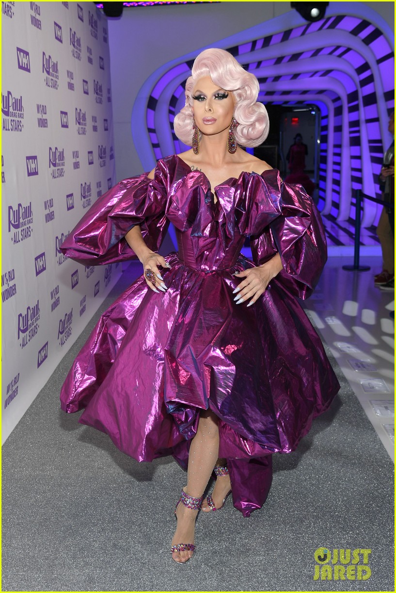 'RuPaul's Drag Race All Stars' Season 4 Cast Attends 'Meet the Queens' Press Event in NYC!