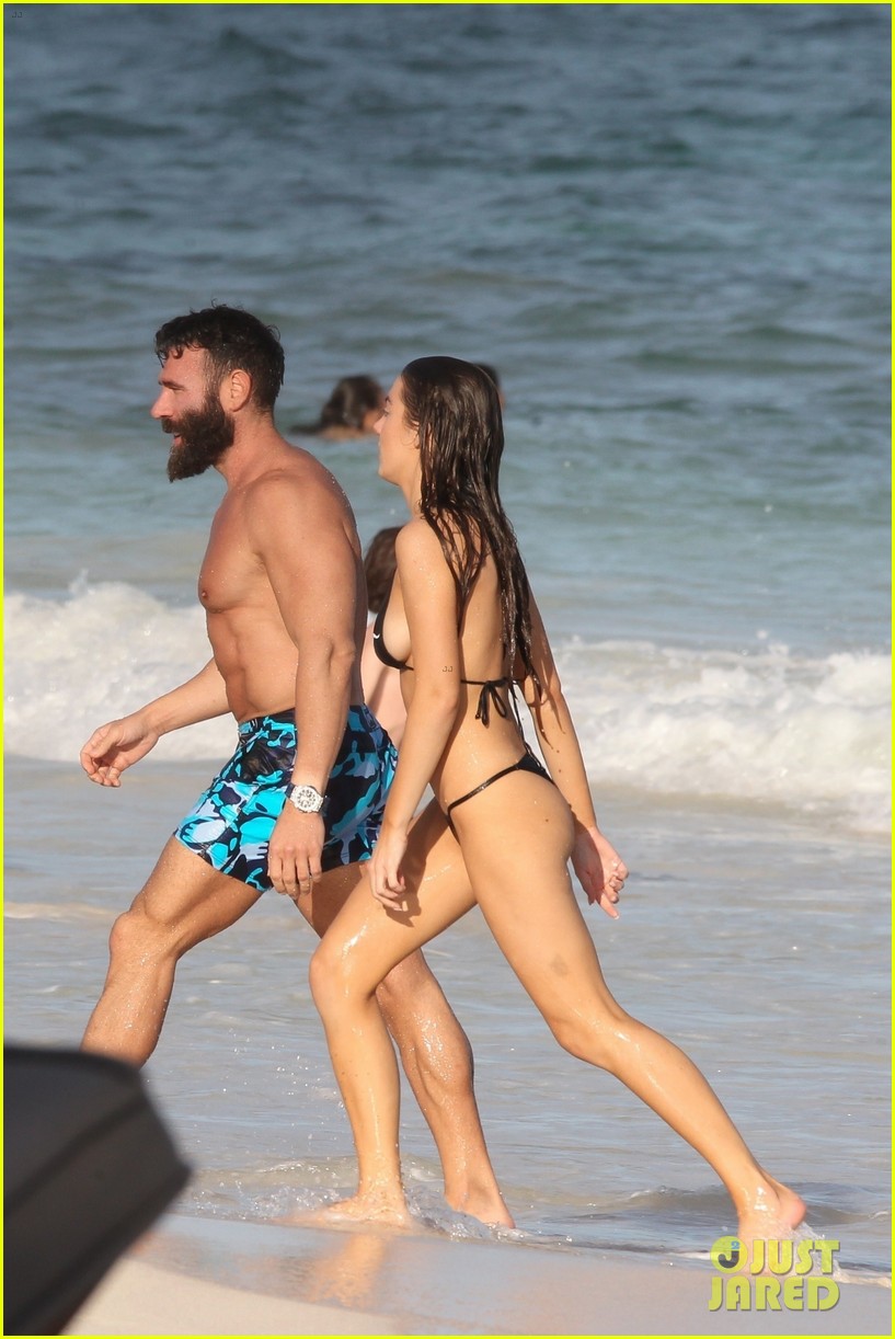 Dan Bilzerian Flaunts His Chiseled Body in Tulum with a Group of Models