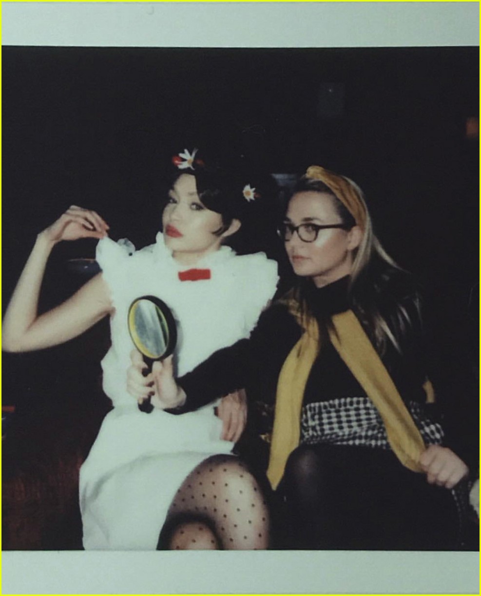 Gigi Hadid Dressed as Mary Poppins for Taylor Swift's NYE Party!