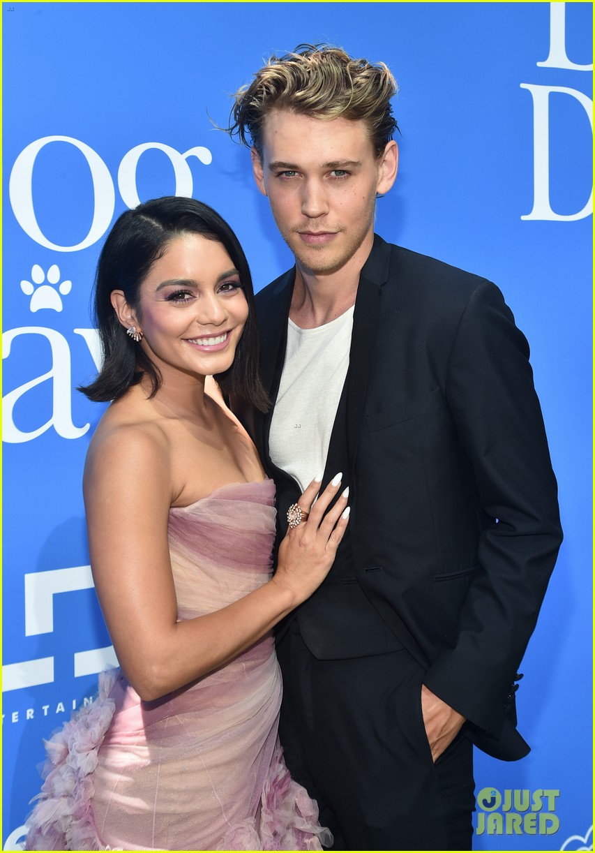 See Vanessa Hudgens & Boyfriend Austin Butler's Cutest Photos
