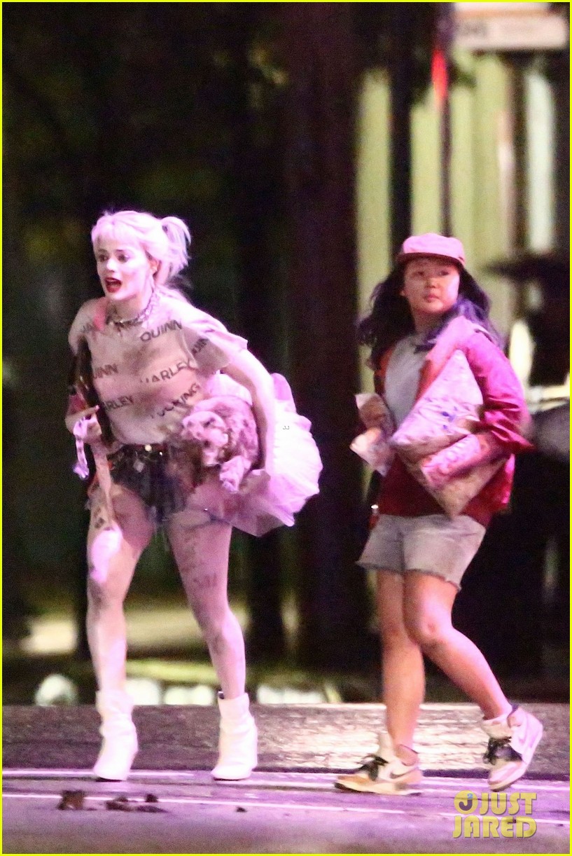 Margot Robbie Films More 'Birds of Prey' Scenes with Ella Jay Basco