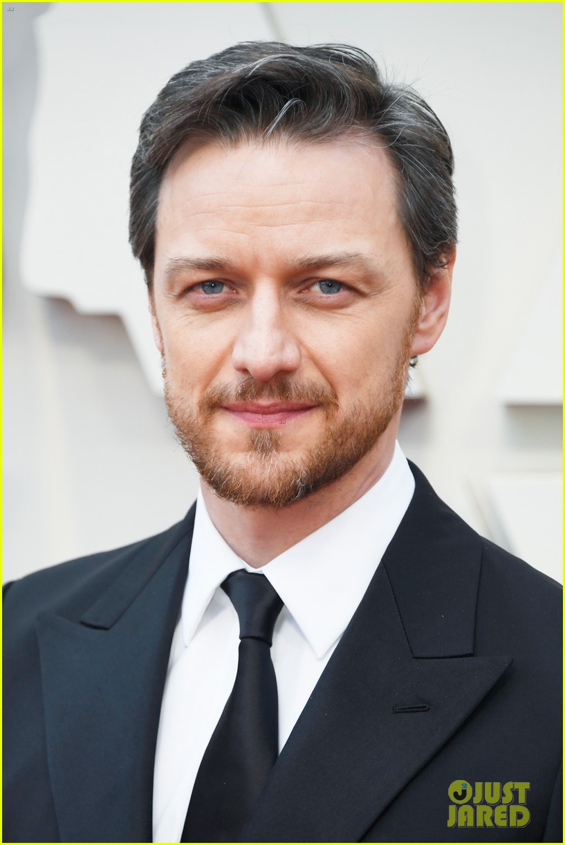 James McAvoy Had Celebs Sign His Oscars Shirt for Charity!