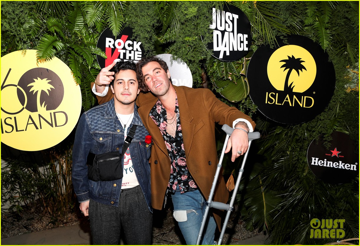 Shawn Mendes Rocks Maroon Suit at Island Records' Pre-Grammys Event