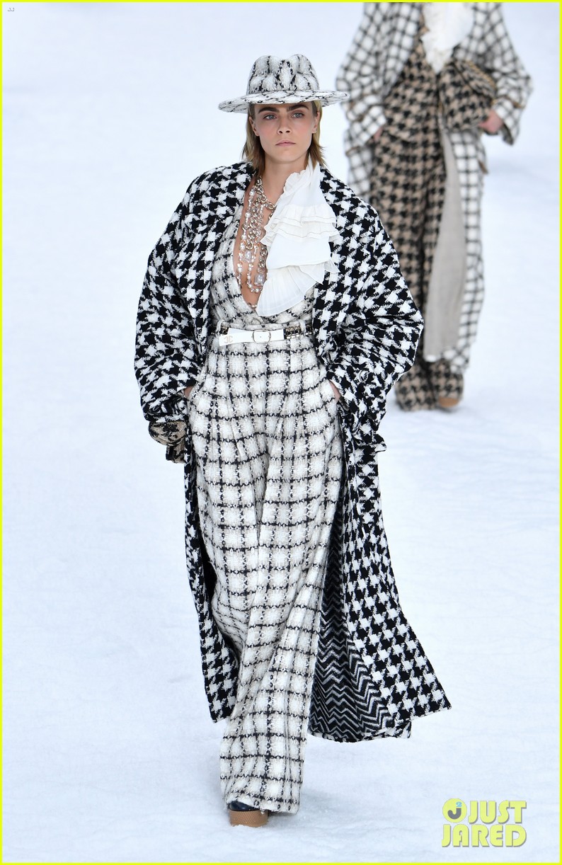 Cara Delevingne Gets Support From Girlfriend Ashley Benson at Emotional Chanel Fashion Show