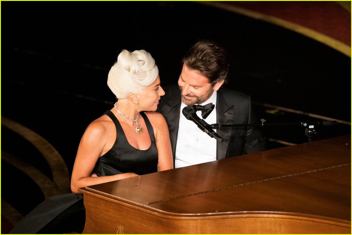 Lady Gaga & Bradley Cooper's 'Shallow' Goes Number One on Billboard Hot 100!