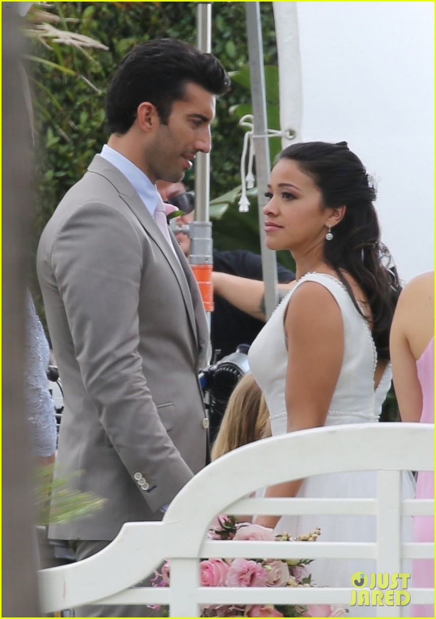 Gina Rodriguez Films Big 'Jane The Virgin' Final Season Spoiler - See Pics From the Set!