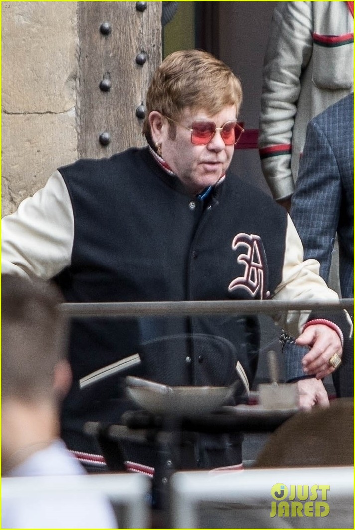 Elton John Uses Wheelchair After Announcing Sprained Ankle