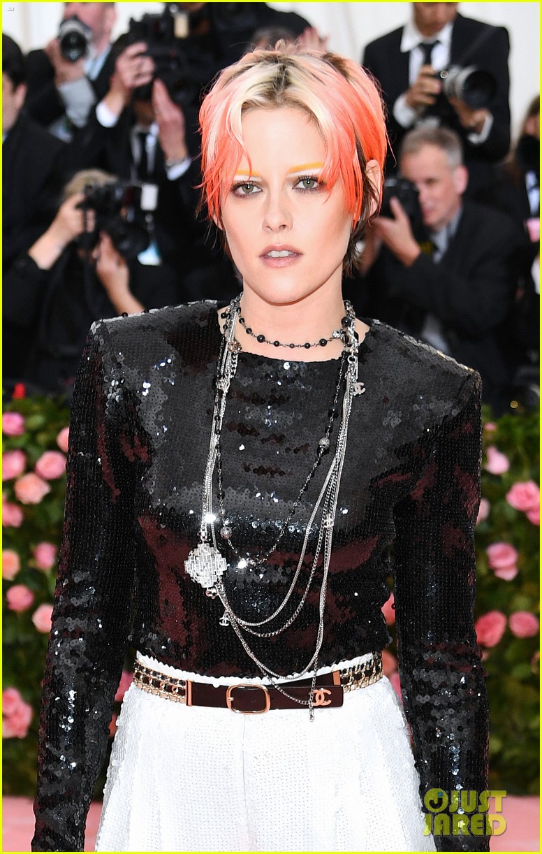 Kristen Stewart Sports Orange Hair & Bleached Eyebrows at Met Gala 2019