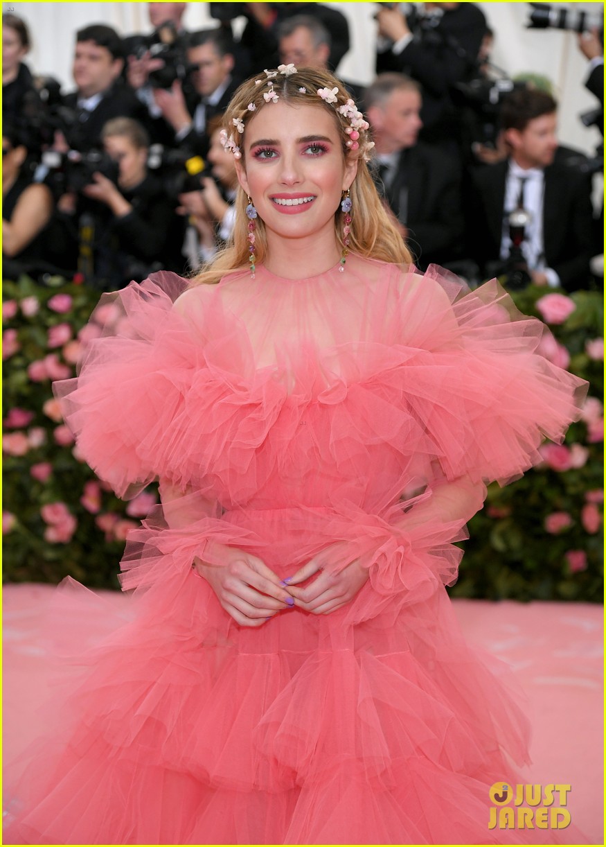 emma roberts pink dress Emma Roberts Pink Dress Met Gala 2019