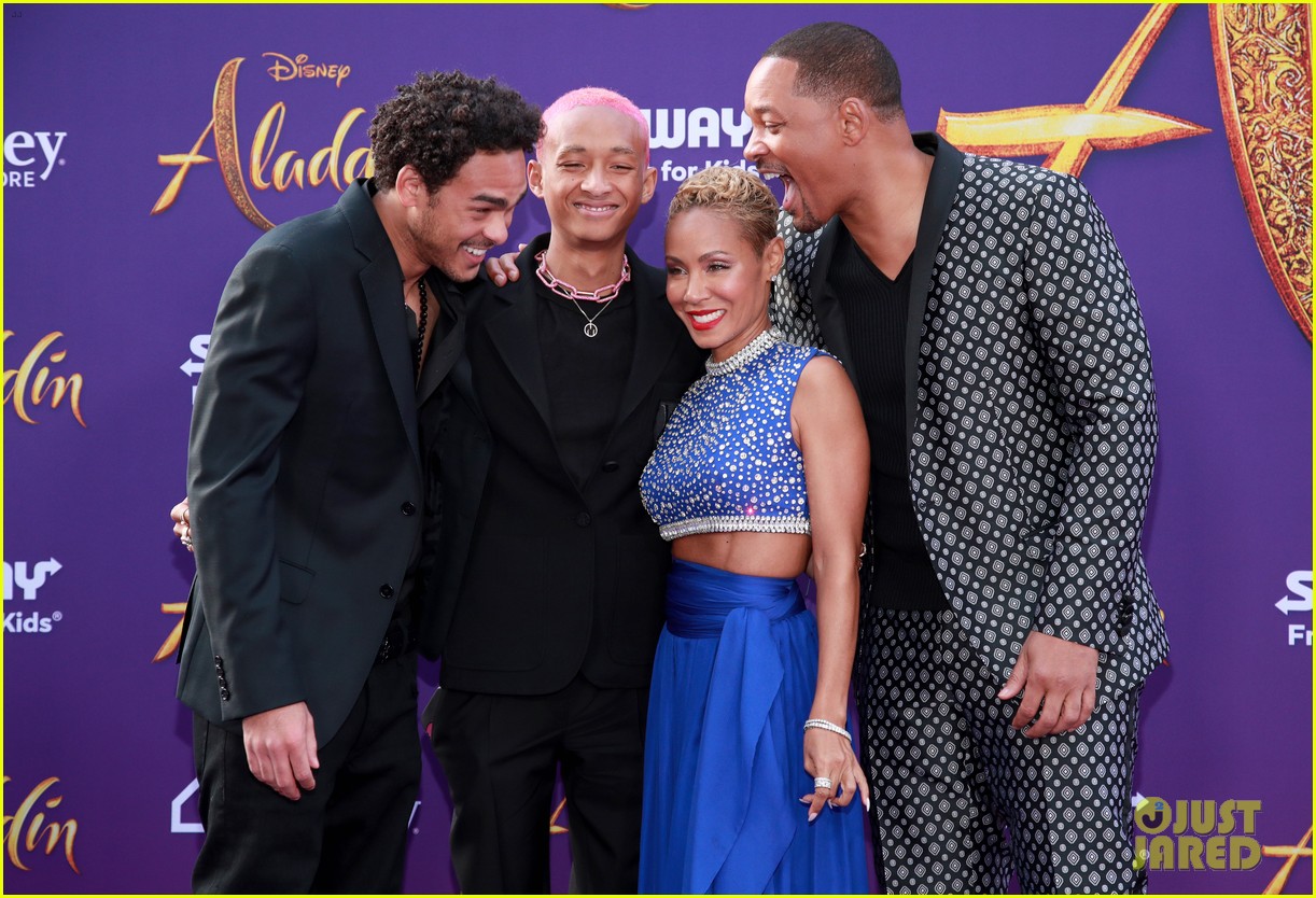 Jada Pinkett Smith Dresses as the Genie for Will Smith's 'Aladdin' Premiere
