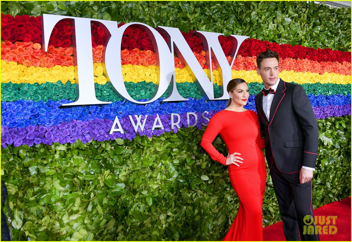 Shoshana Bean & 'Waitress' Co-Star Erich Bergen Attend Tony Awards 2019
