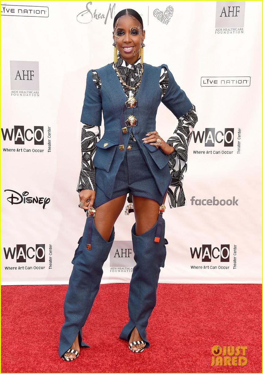 Kelly Rowland & Michelle Williams Go Glam for Wearable Art Gala 2019!