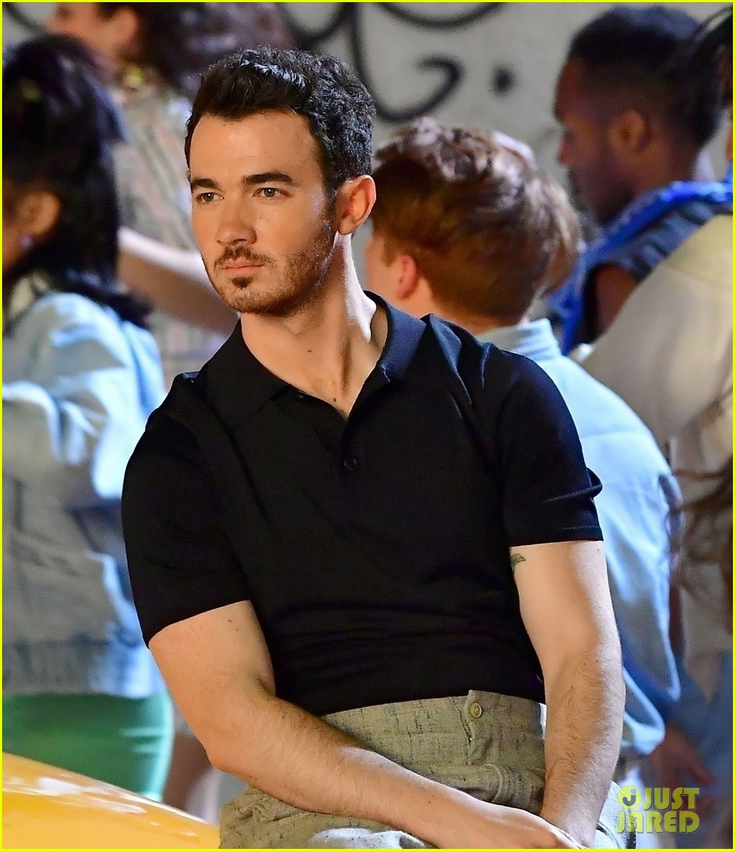 Jonas Brothers Film Their 'Only Human' Video in NYC, Priyanka Chopra Visits the Set