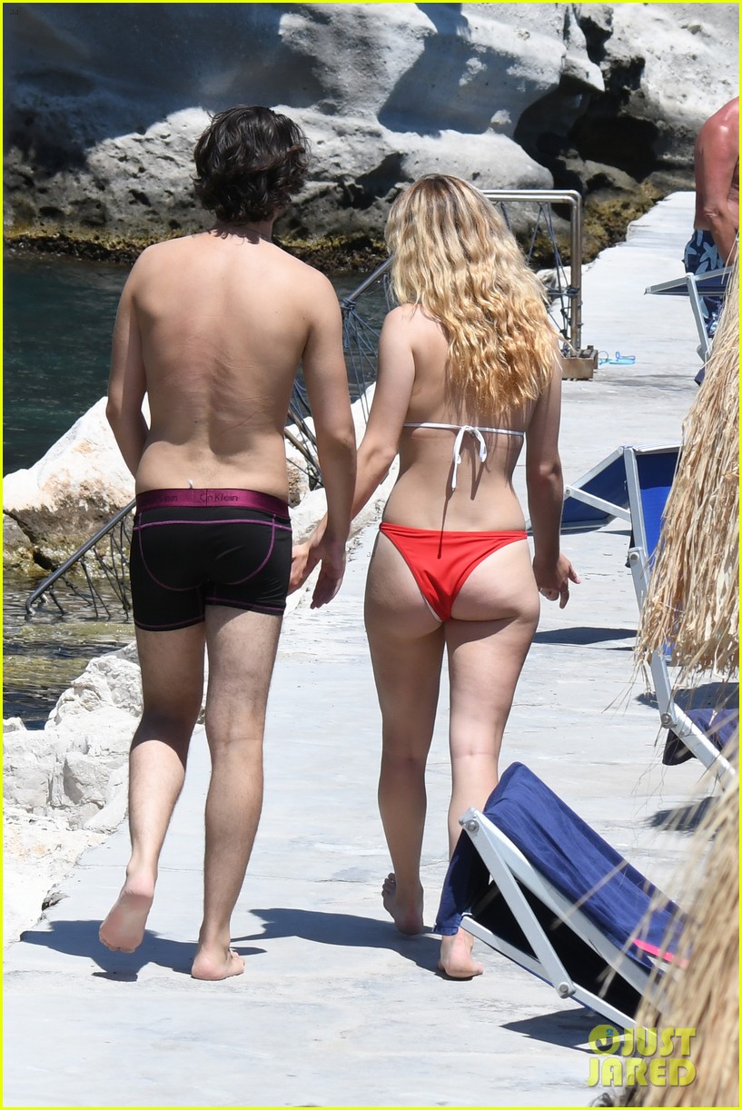 Grace Van Patten Figure - Celebrity Body Type Two (BT2), Female