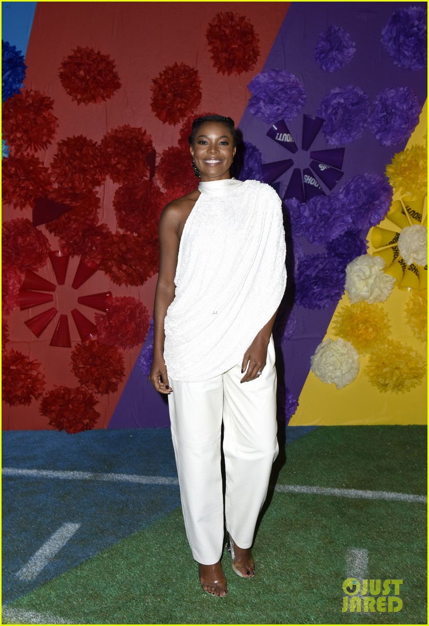 Gabrielle Union Surprises Fans at 'Bring It On' Screening at Hollywood Forever Cemetery!