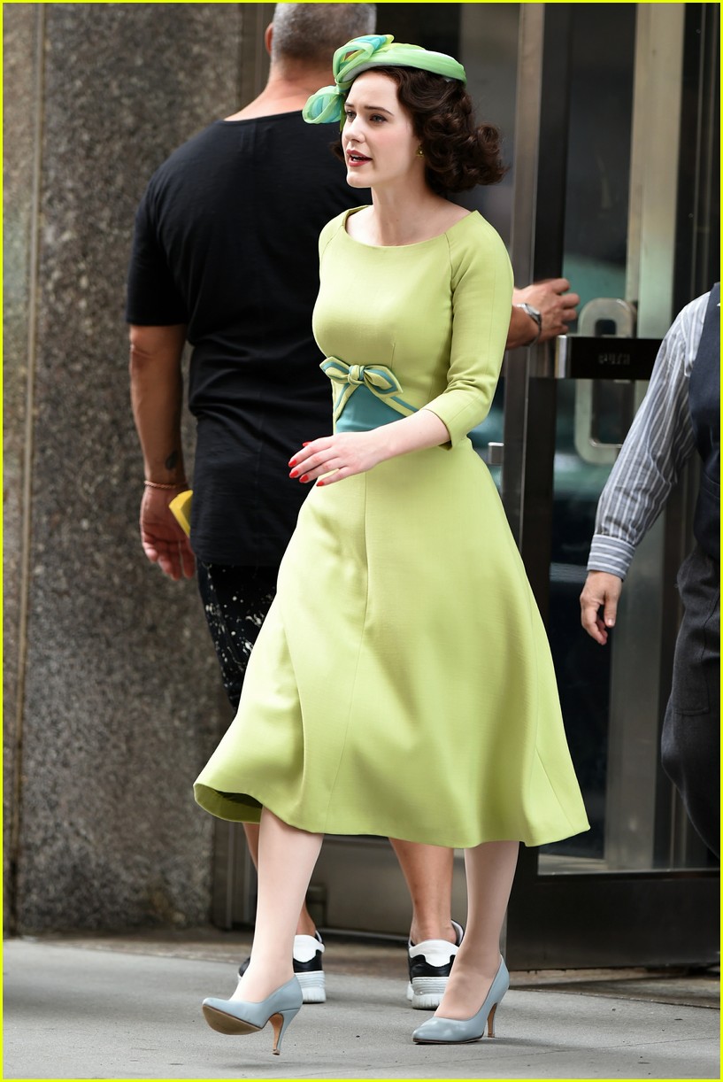 rachel brosnahan green dress rachelbrosnahan in the most beautifully dyed blue-green dream #viviennewestwood silk chiffon gown and #davidyurman peridot gems for the #goldenglobes photos @masonrosephoto hair @daniellepriano makeup @lisaaharon #stylexmandelkorn
