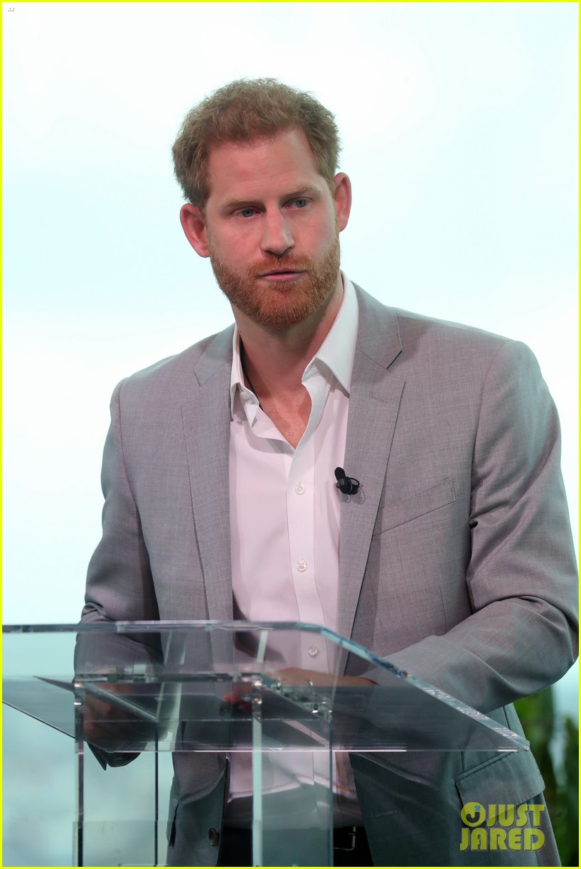 Prince Harry Breaks Silence on Controversy Over Flying Private with Meghan Markle & Baby Archie