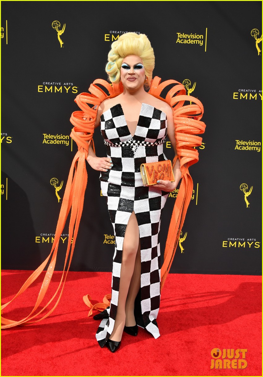 Nicole Scherzinger Stuns at Creative Arts Emmys 2019!