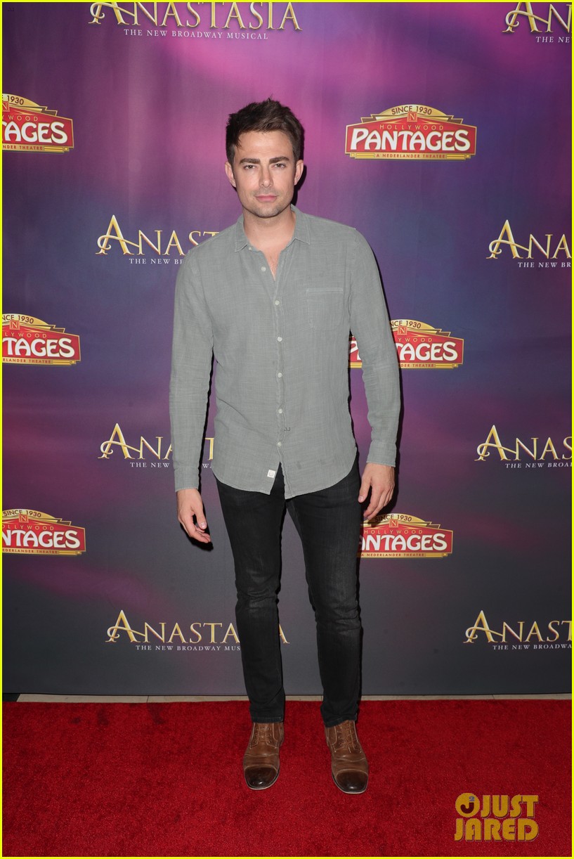 Jonathan Bennett & Boyfriend Jaymes Vaughan Couple Up at 'Anastasia' Opening in L.A.