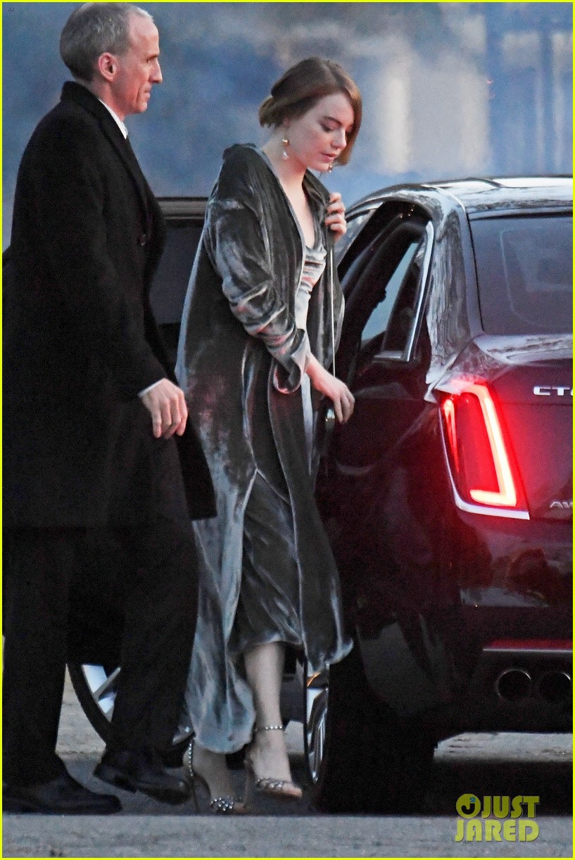 Emma Stone, Kris Jenner, & Sienna Miller Arrive at Jennifer Lawrence & Cooke Maroney's Wedding!