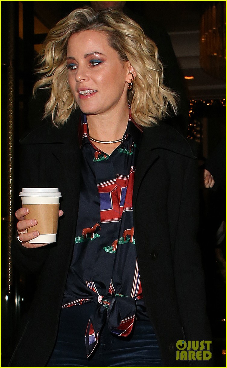 Elizabeth Banks Feels 'Judged' for Having Kids Via Surrogacy