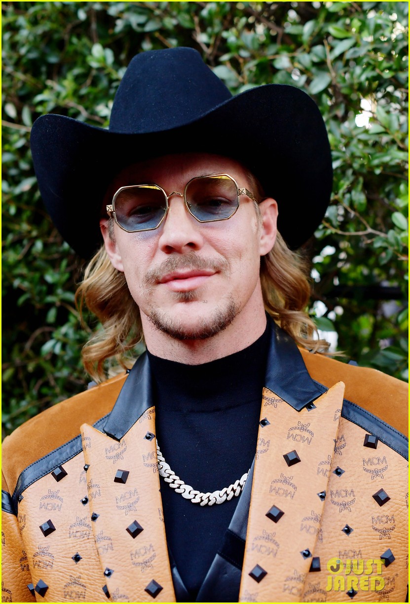Diplo Is the Best Dressed Cowboy on AMAs 2019 Red Carpet