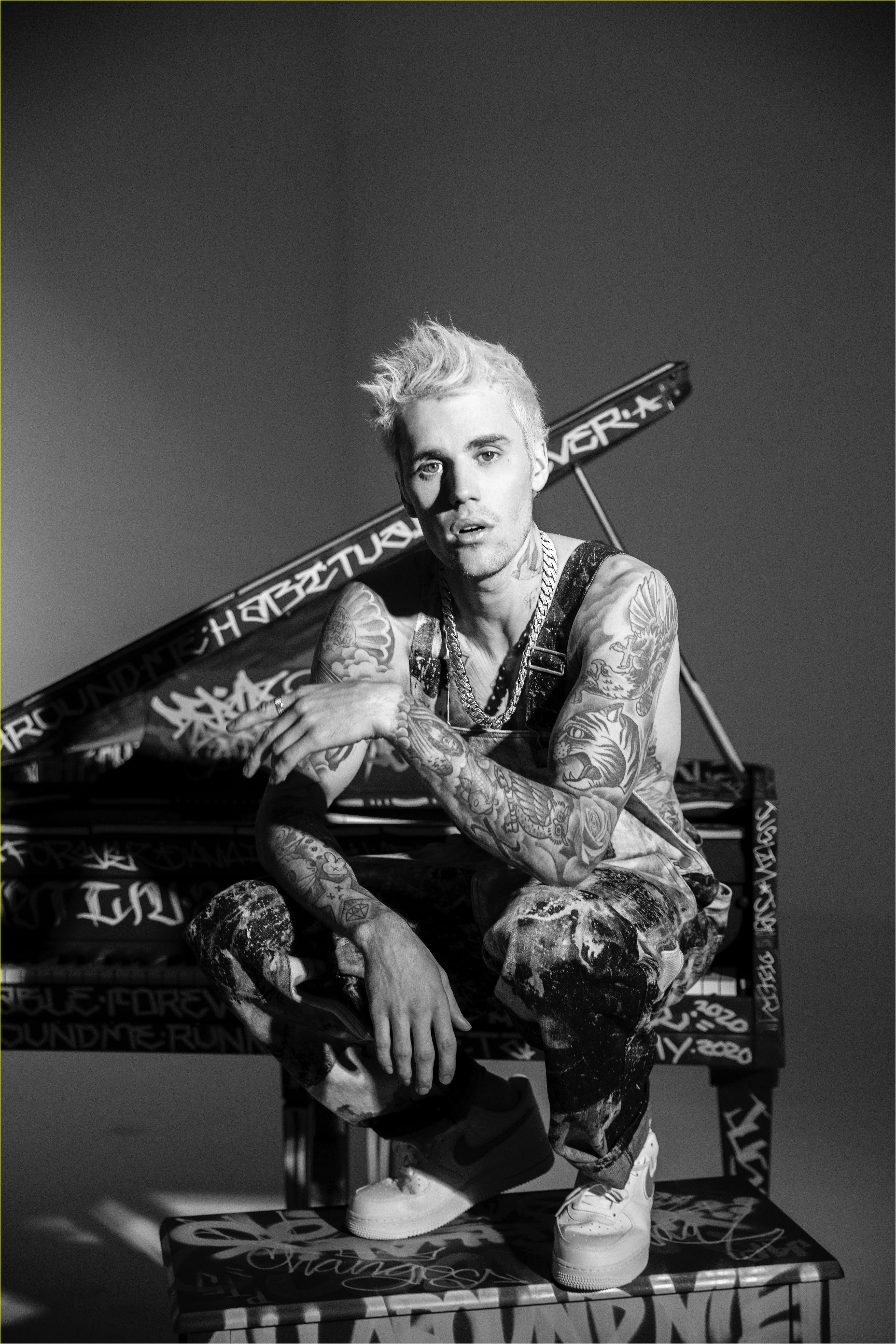 Justin Bieber Announces New Album, Tour, & Docu-Series Coming in 2020!
