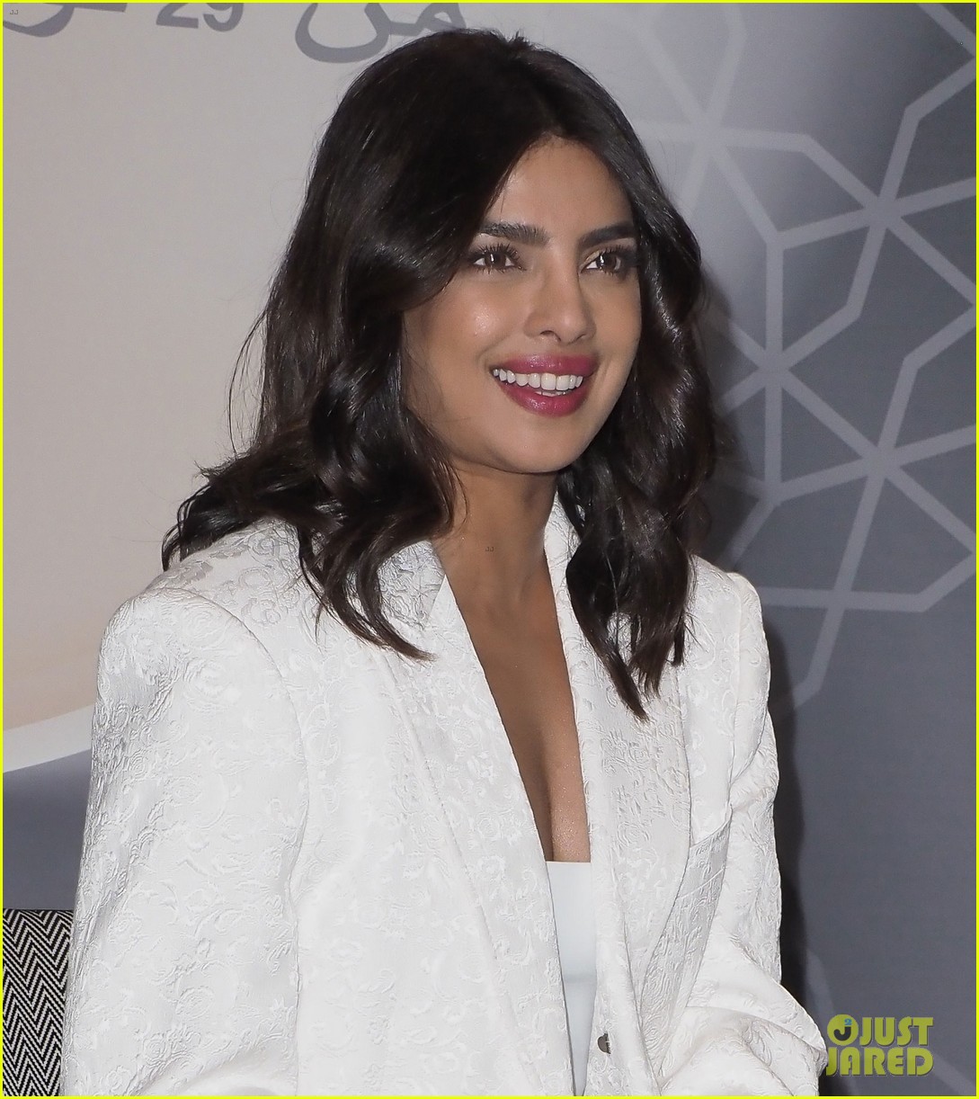 Priyanka Chopra Looks Radiant While Being Honored at Marrakech Film Festival!