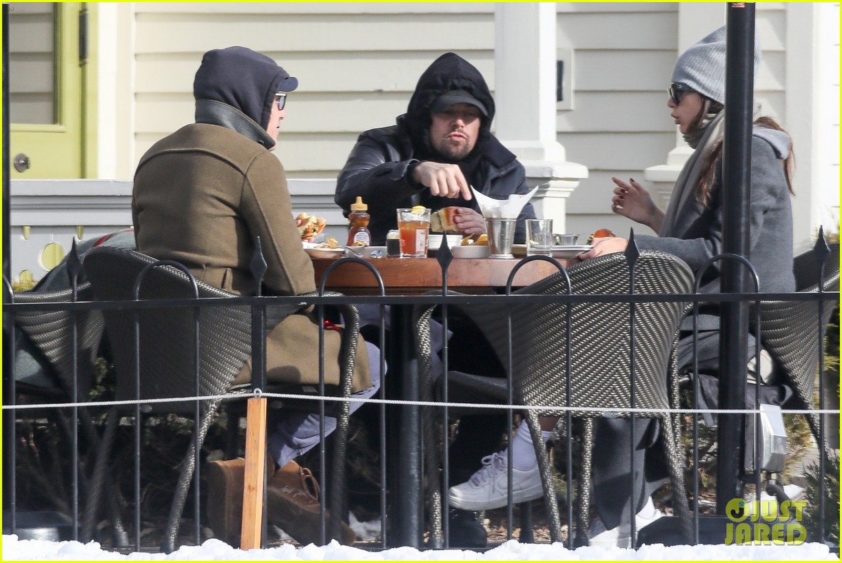 Leonardo DiCaprio & Camila Morrone Get Ready for the Holidays with Trip to Aspen!
