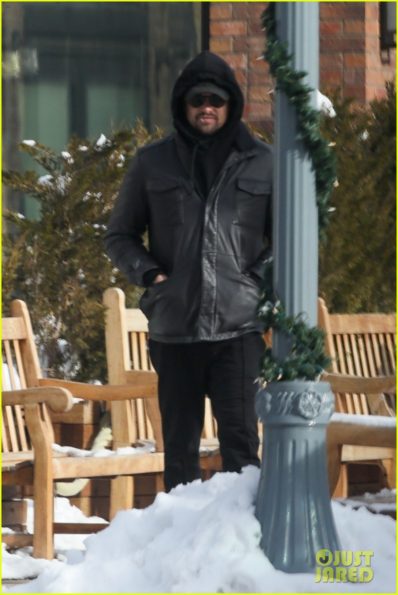 Leonardo DiCaprio & Camila Morrone Get Ready for the Holidays with Trip to Aspen!