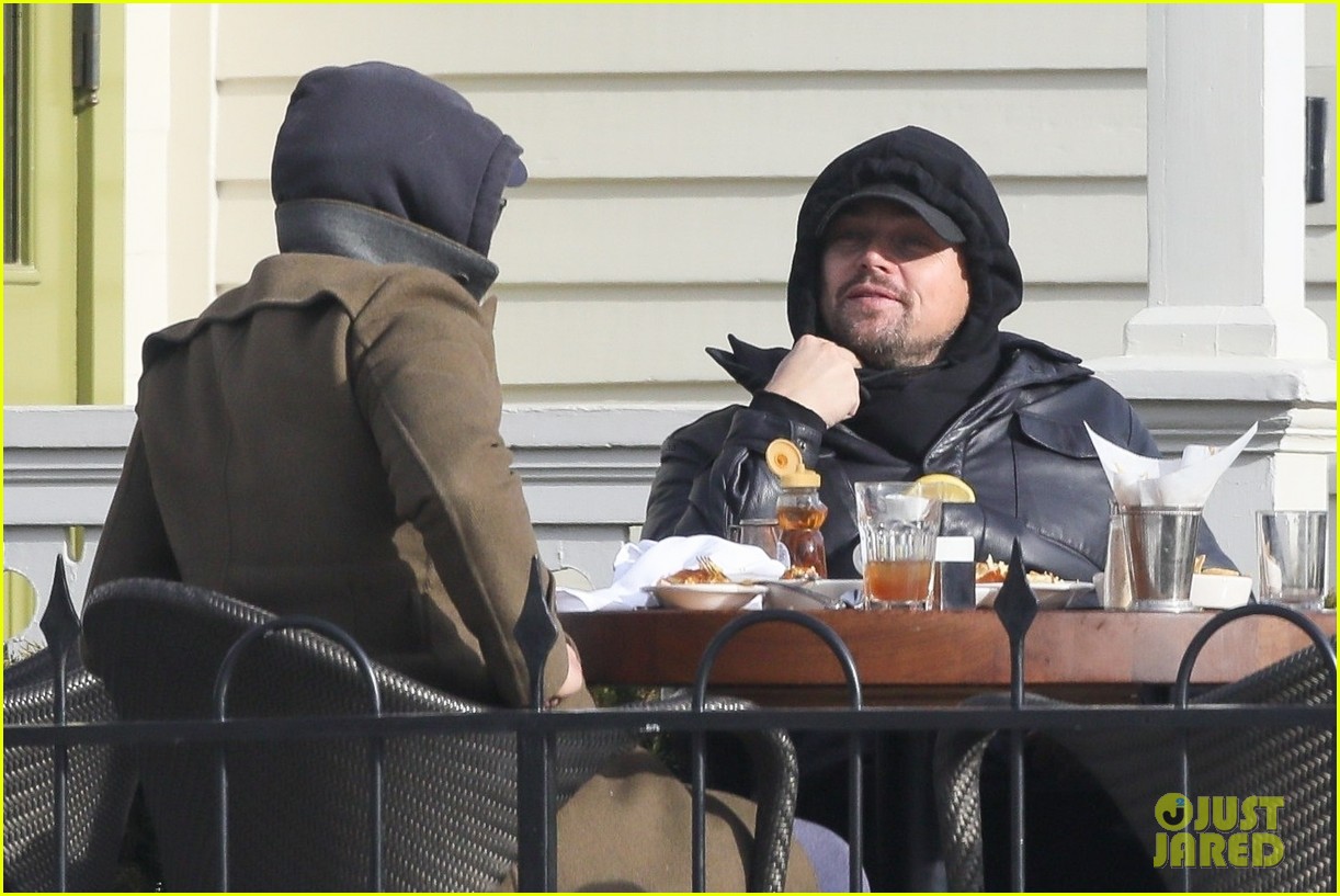 Leonardo DiCaprio & Camila Morrone Get Ready for the Holidays with Trip to Aspen!