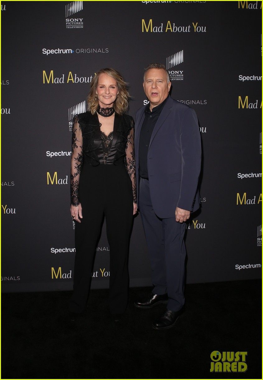 Helen Hunt & Paul Reiser Celebrate 'Mad About You' Reboot Premiere!