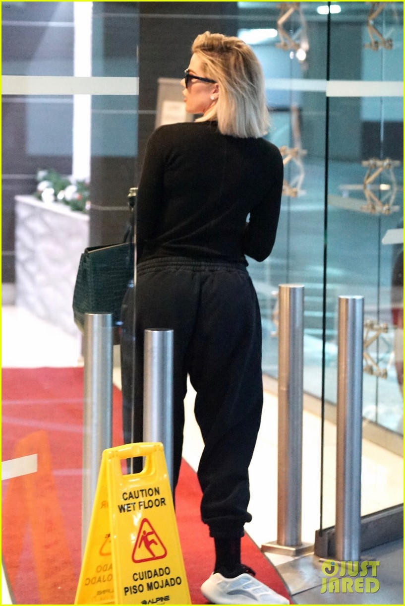 Khloe Kardashian Runs Errands Ahead of NYE Festivities