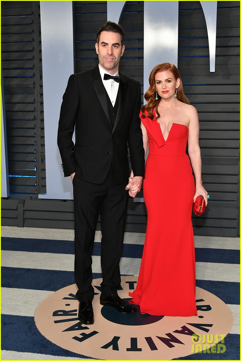 Isla Fisher Reveals Sacha Baron Cohen's Buff New Body with This Shirtless  Workout Video! - Just Jared - Celebrity News and Gossip | Entertainment