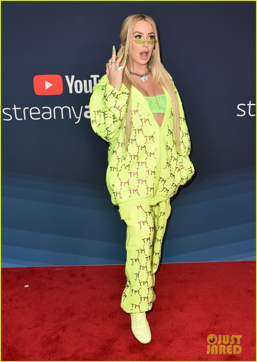 Tana Mongeau & David Dobrik Win Big at Streamy Awards 2019