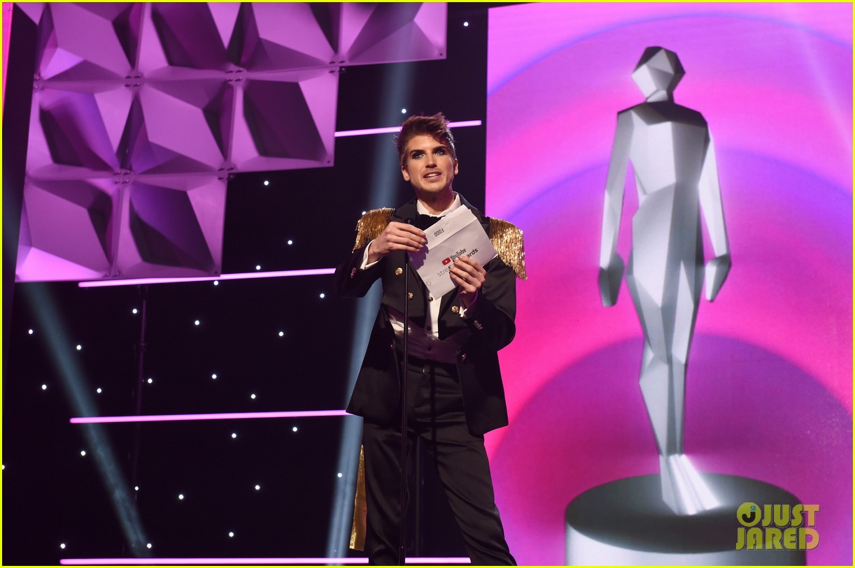 Tana Mongeau & David Dobrik Win Big at Streamy Awards 2019