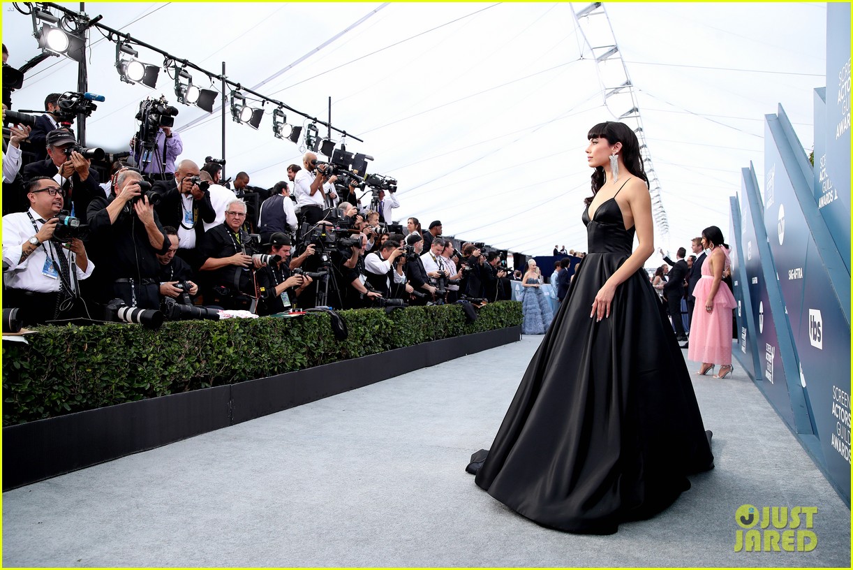 Michael Douglas & Catherine Zeta-Jones Couple Up at SAG Awards 2020!