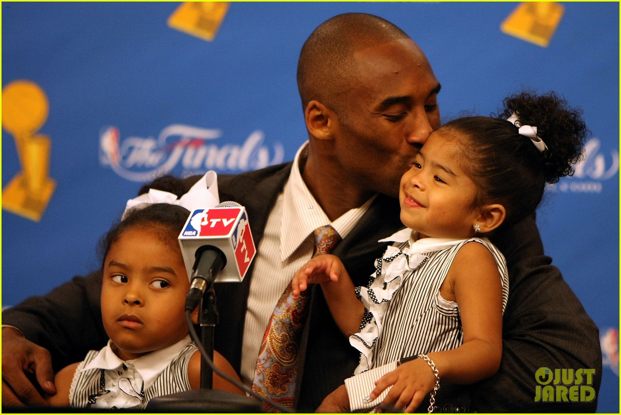 Kobe Bryant's 13-Year-Old Daughter Gianna Dies in Helicopter Crash With Her Father