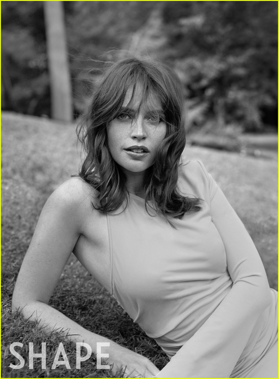 Felicity Jones Reveals the Sweet Way She Bonded with 'Aeronauts' Co-Star Eddie Redmayne
