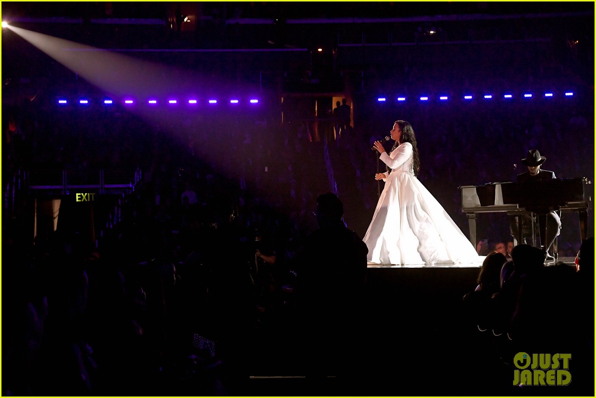 Demi Lovato Starts Her Grammys 2020 Performance Over, Then Slays with Incredible Vocals