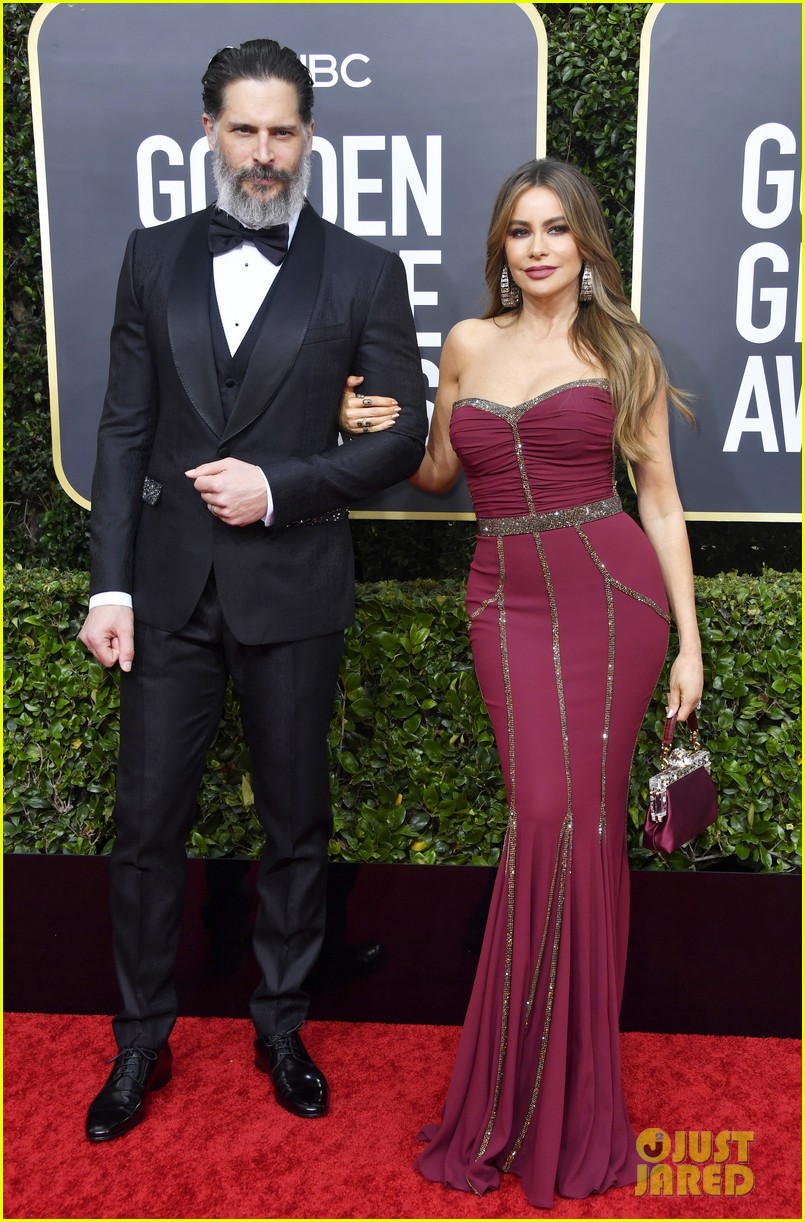 Sofia Vergara & Joe Manganiello Heat Up Golden Globes 2020 Red Carpet!