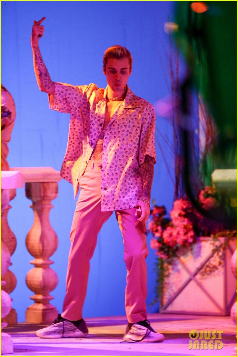 Justin Bieber Films a Music Video with J Balvin - See Set Photos!