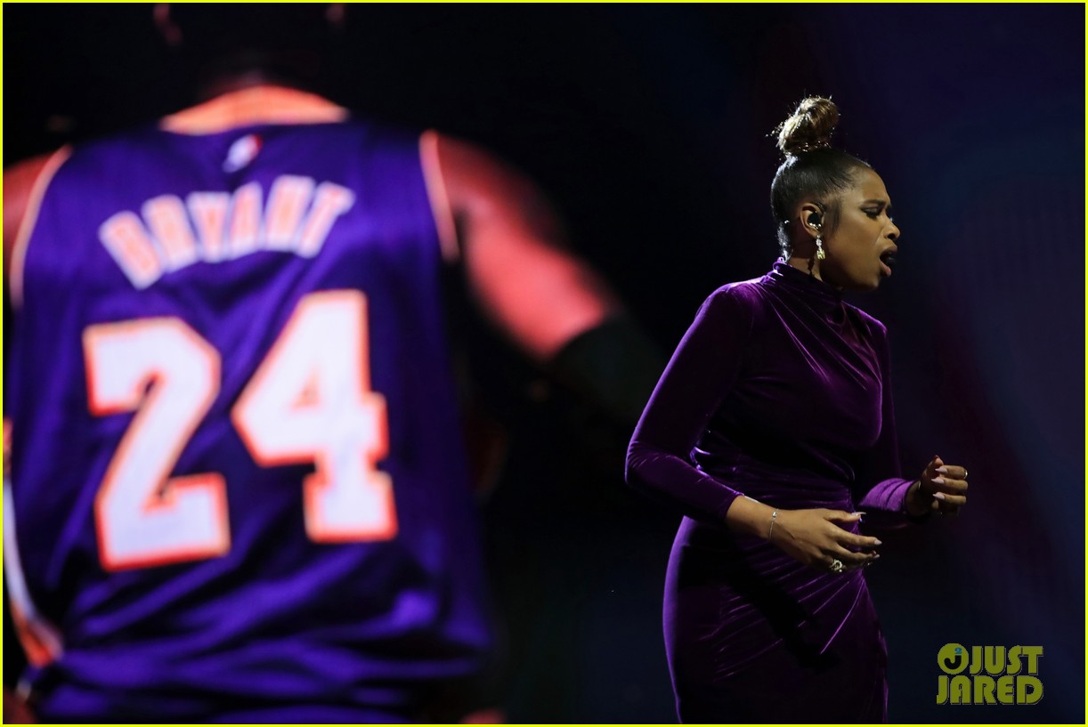 Jennifer Hudson Remembers Kobe Bryant with NBA All-Star Game 2020 Performance (Video)