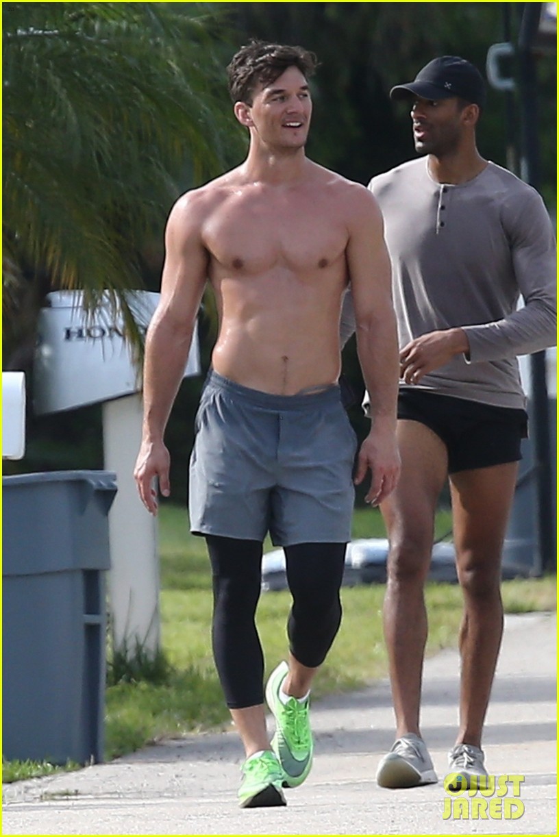 Tyler Cameron Goes for a Shirtless Jog With a Future 'Bachelorette' Contestant - His BFF Matt James!